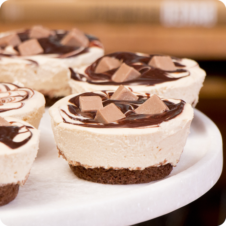 mini-cheesecake-de-manteiga-de-amendoim