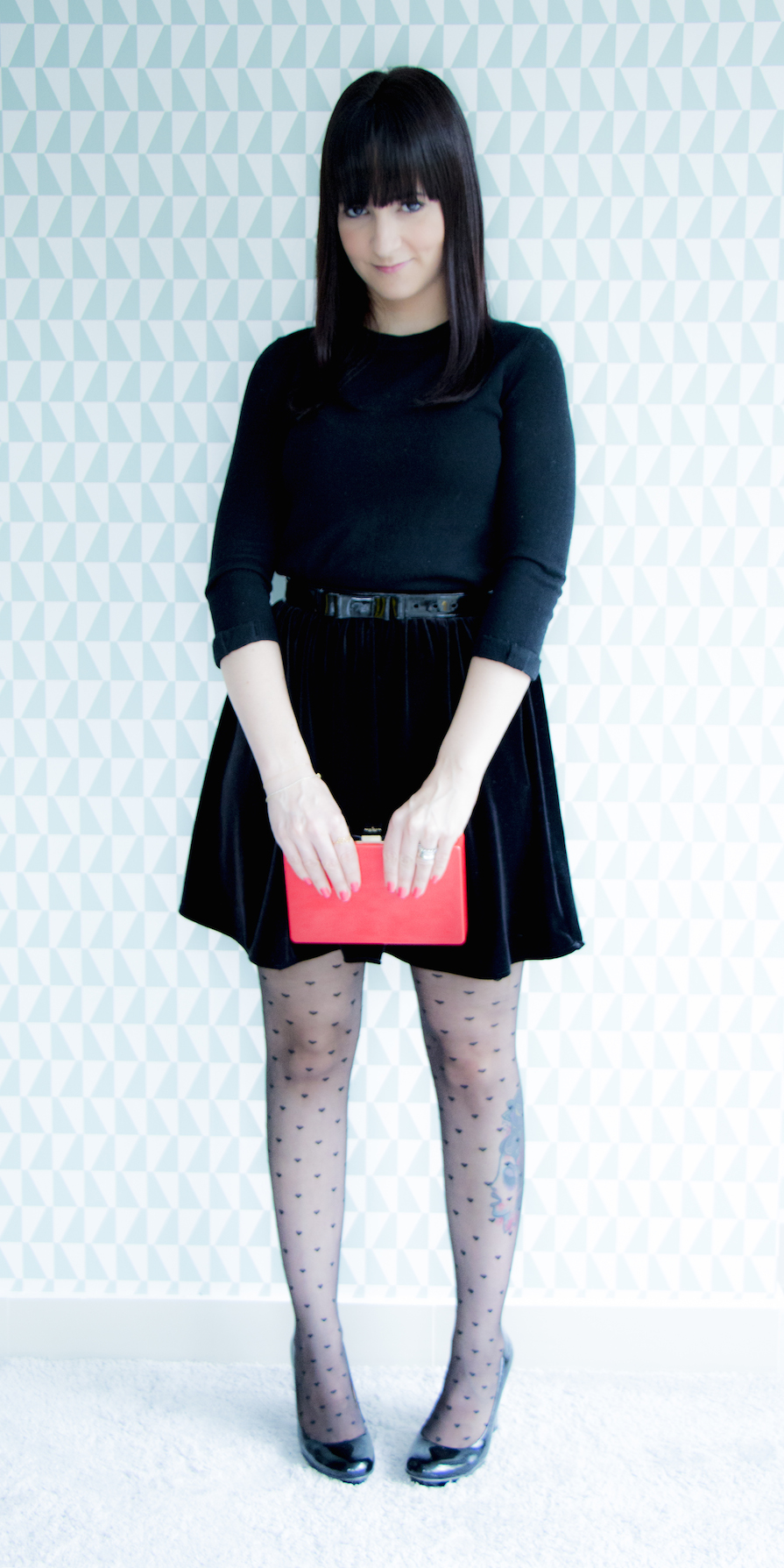 look_ootd_dani_danielle_noce_blusa_katespade_saia_cinto_bolsa_meia_coracao_sapato_verniz_americanapparel_thaisgusmao