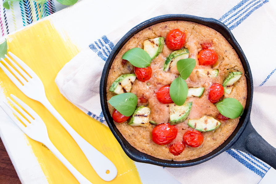 Frittata de abobrinha e tomate cereja