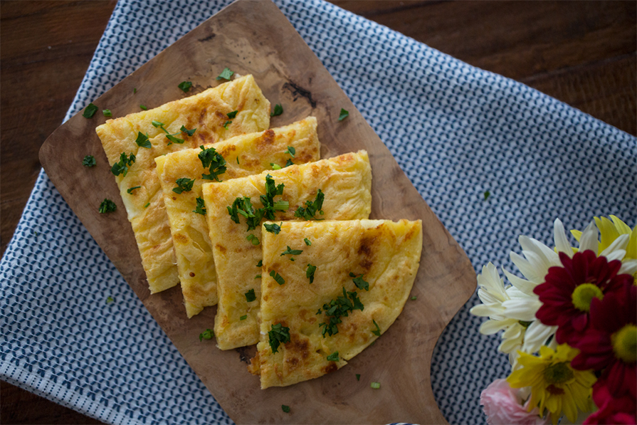 PÃO DE QUEIJO DE FRIGIDEIRA feat. FOQUINHA