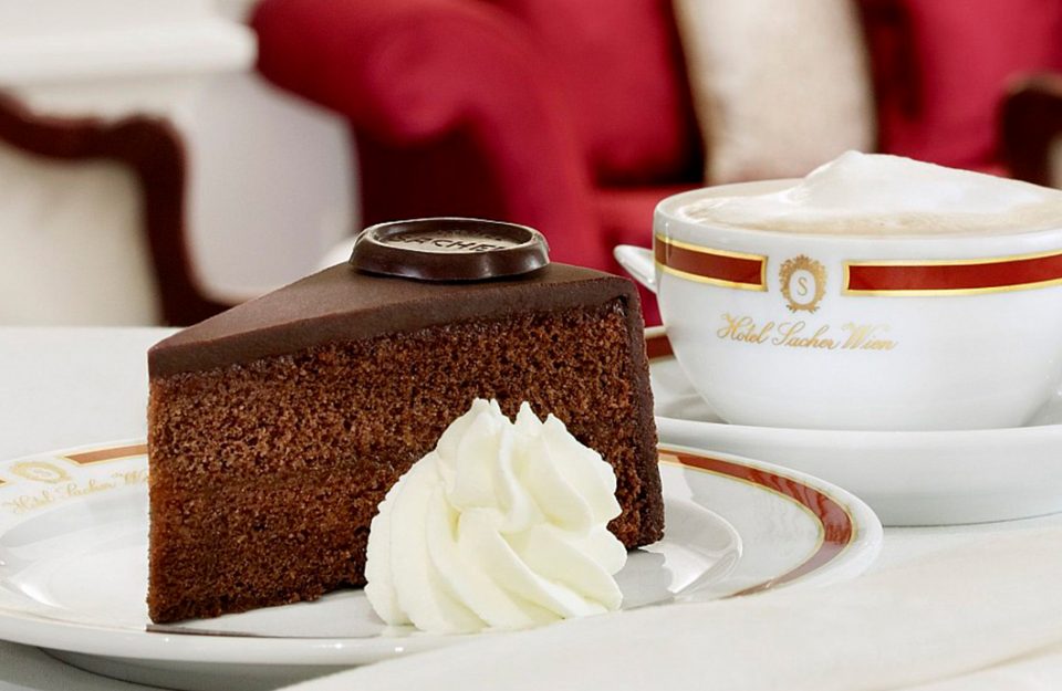 Sachertorte, a torta de chocolate mais famosa de Viena