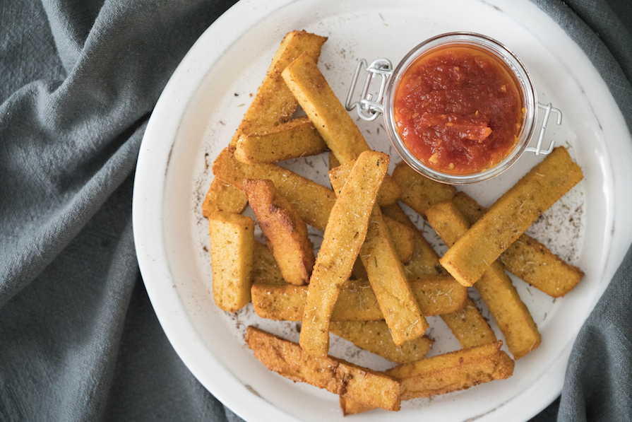 polito-de-polenta-queijuda-com-geleia-de-pimenta-danielle-noce-receita-1