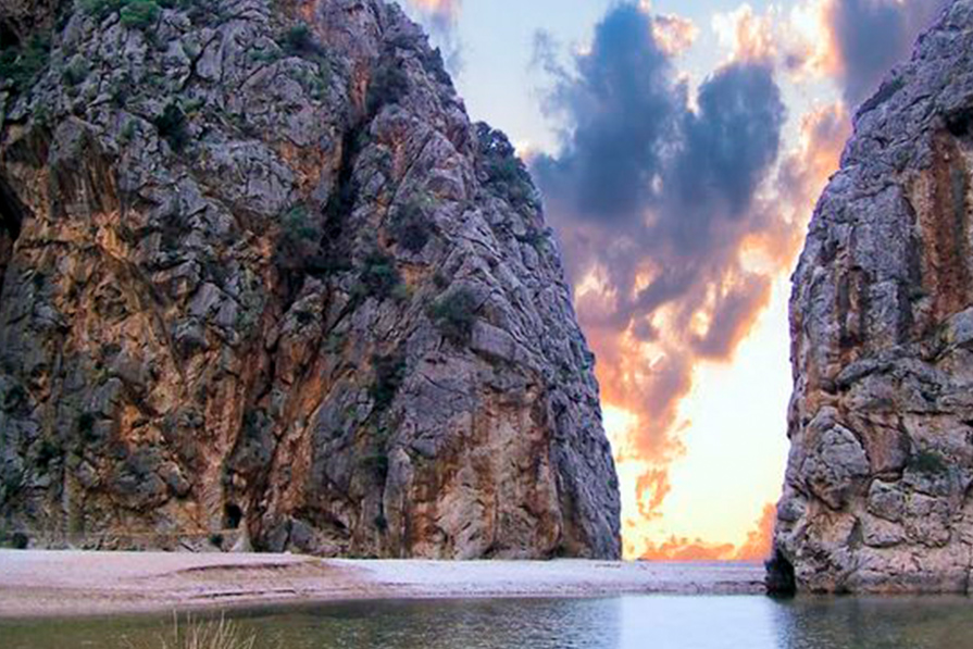 Saiba mais sobre Sa Calobra e Torrent de Pareis | Mallorca