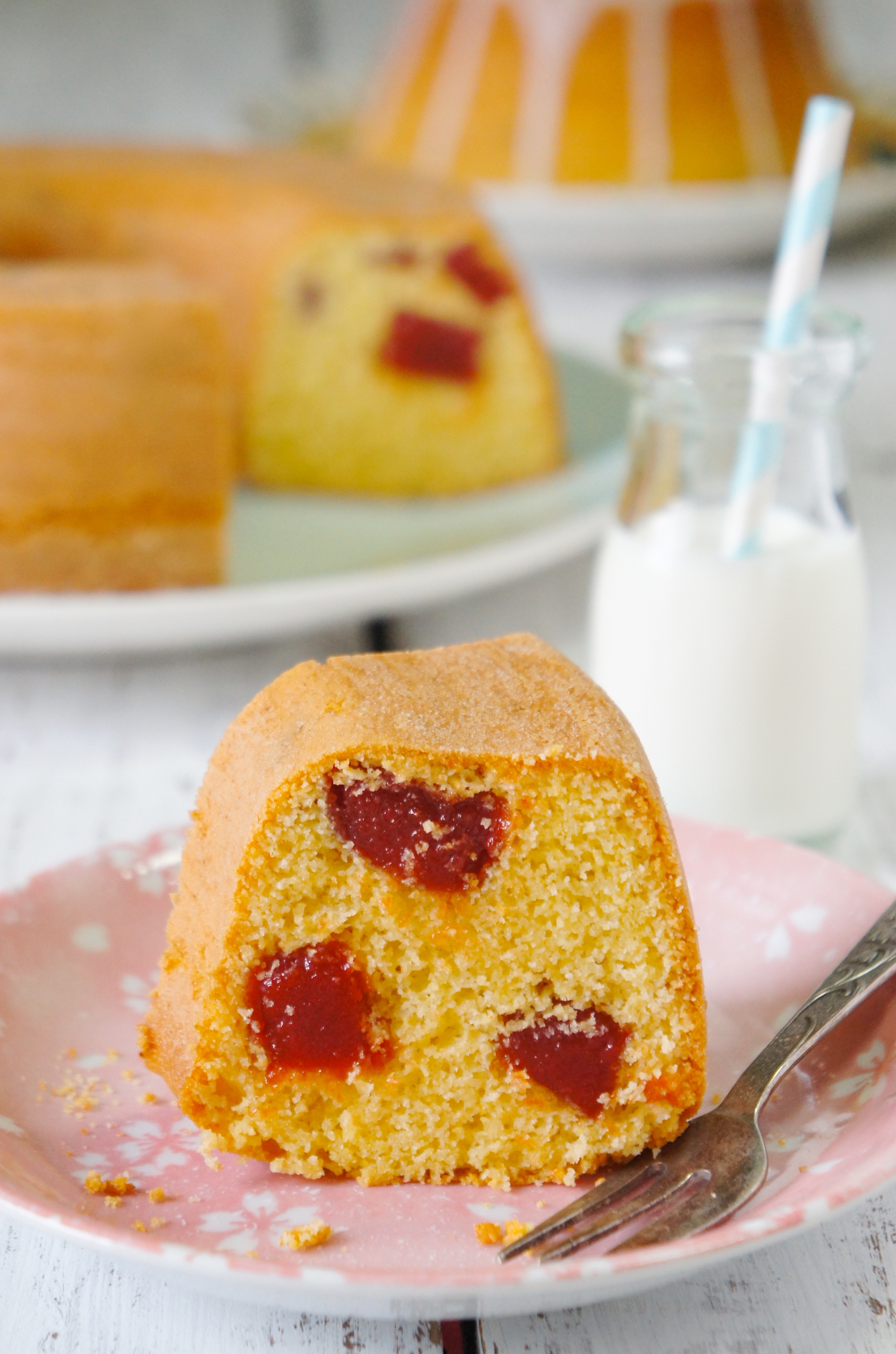 Bolo de fubá com goiabada - Estadão