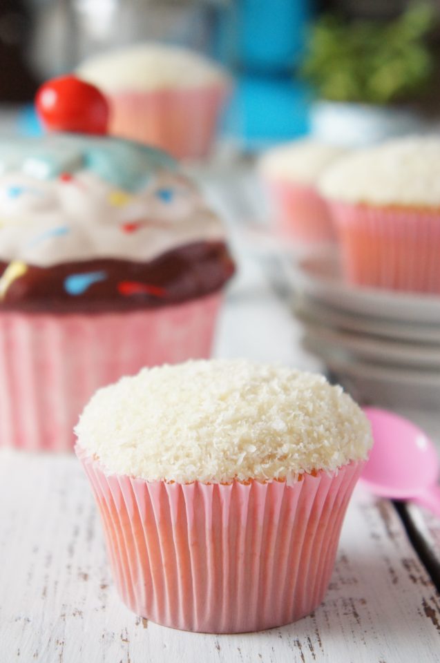 Cupcake de coco com doce de leite Danielle Noce