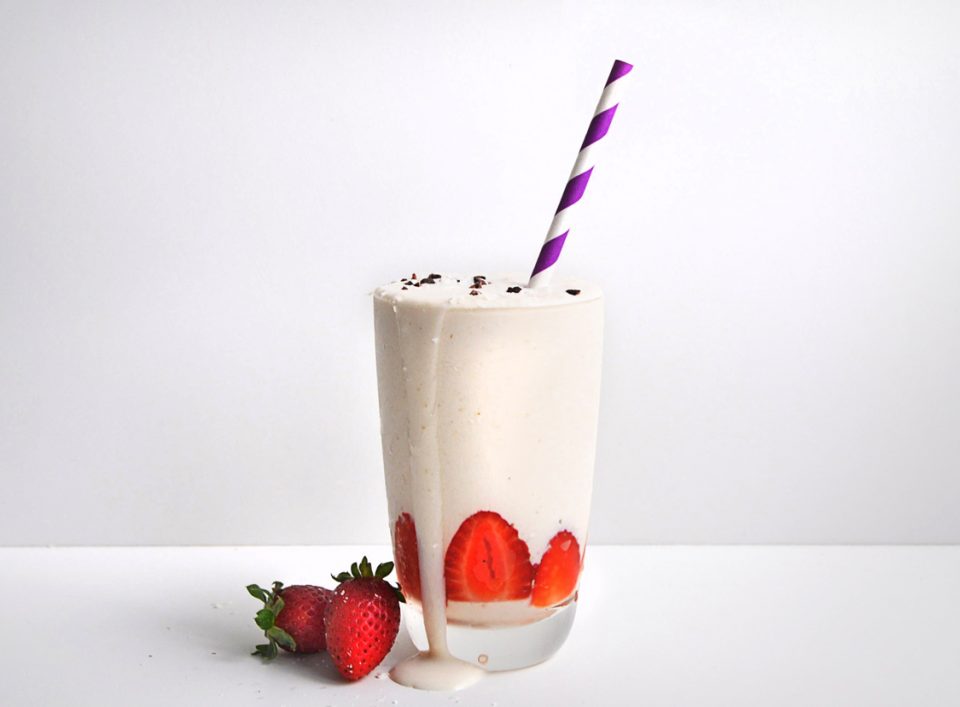 milkshake-vegano-funcional-leite-coco-tofu-pati-bianco-frufruta-ickfd5