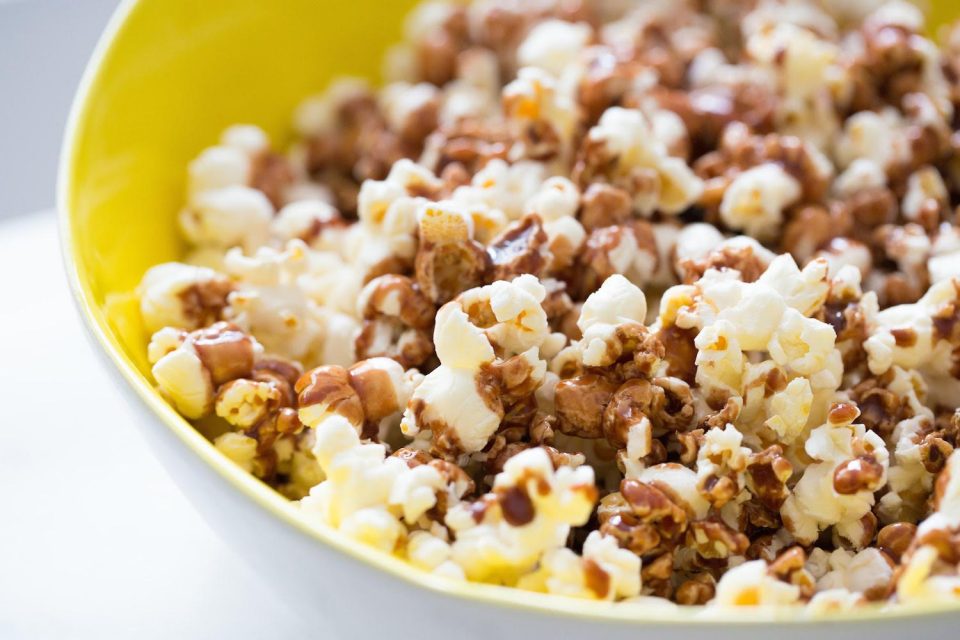 receita-pipoca-caramelizada-caramelo-butter-tofee-arcor-ickfd-danielle-noce