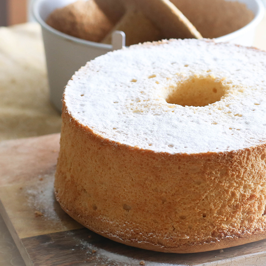 Bolos simples e fáceis de fazer para o café da tarde