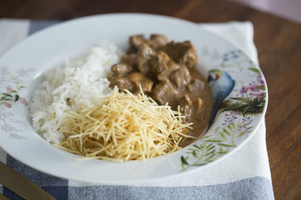 receita-nao-ralha-comigo-strogonoff-da-tia-jo-dani-noce-02