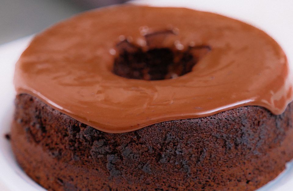 bolo-de-chocolate-facil-dani-noce-destaque