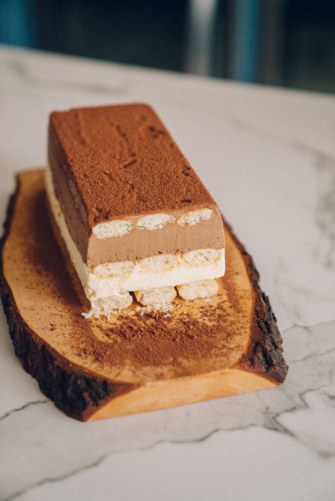 bolo gelado de chocolate com café