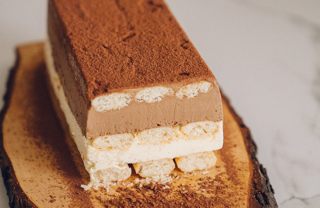 Bolo gelado de chocolate com café