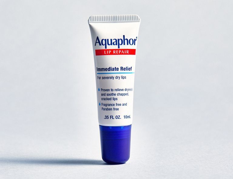 Aquaphor labial Eucerin: o segredo contra lábios ressecados