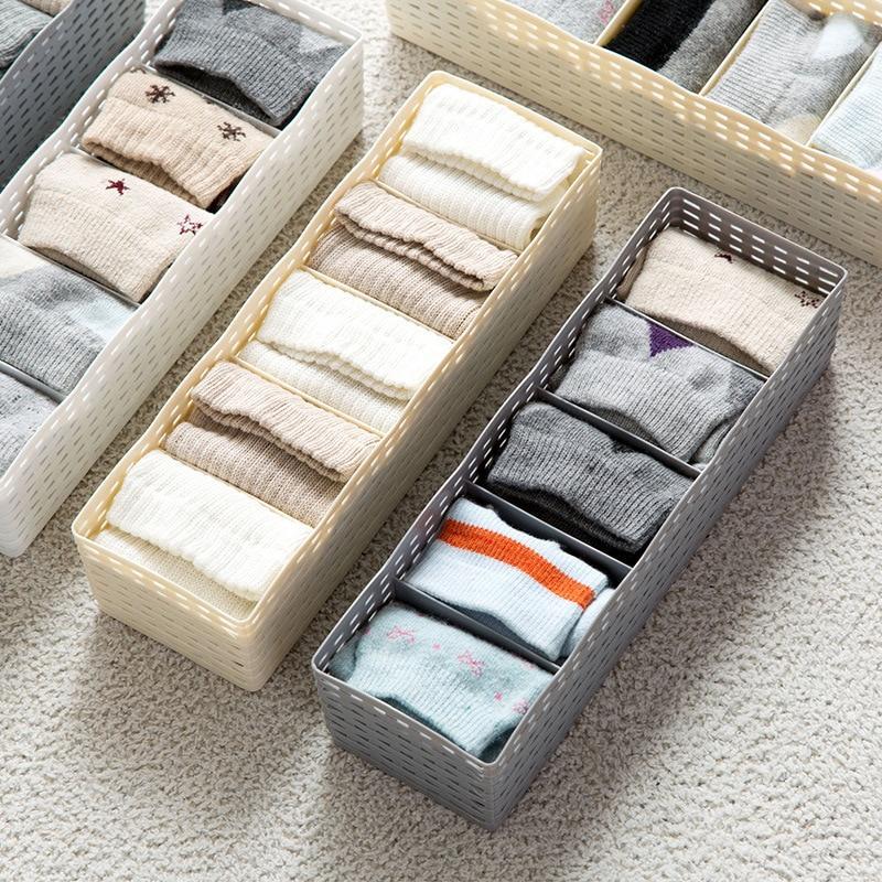 Como organizar o guarda-roupa: 9 dicas para deixar o dia mais prático