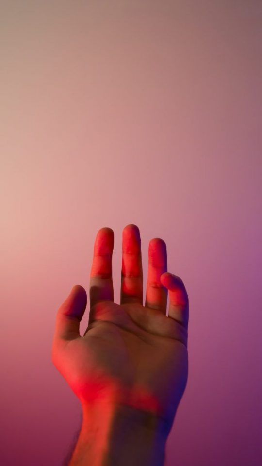 Cromoterapia: tudo sobre a prática de cura através das cores