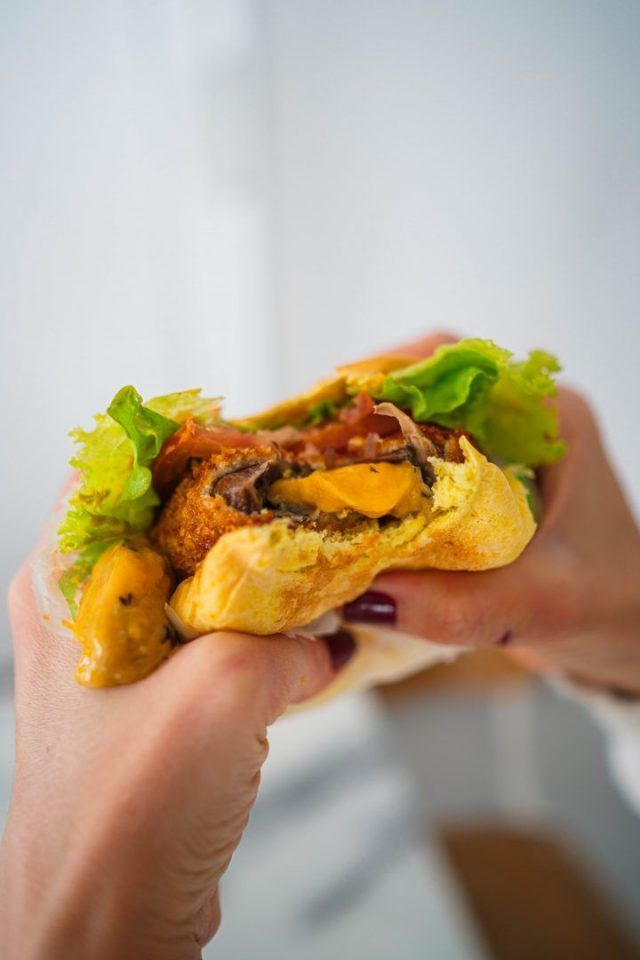 Hambúrguer vegetariano e vegano: os 5 melhores deliveries para pedir em SP