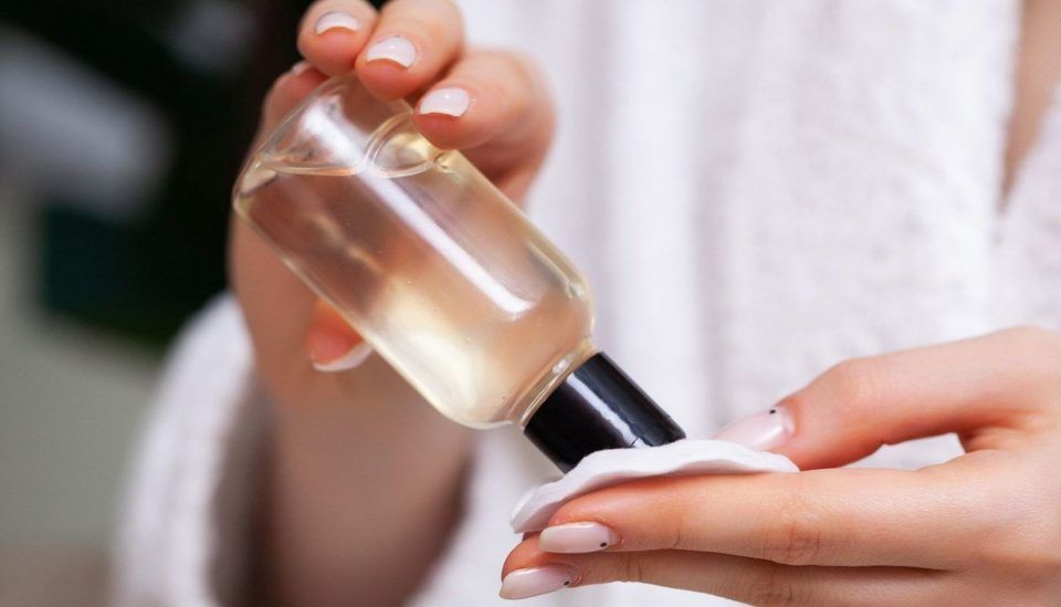 Limpeza de pele: quais os produtos para tirar a maquiagem e impurezas?