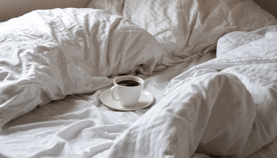 Rotina matinal: 5 rituais para fazer ao acordar e ter um dia mais tranquilo