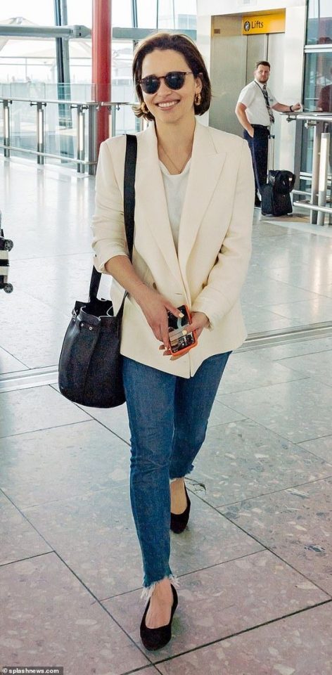 Como as famosas usam blazer?