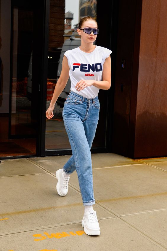 Calça Jeans em 4 situações diferentes: dicas e looks para inspirar